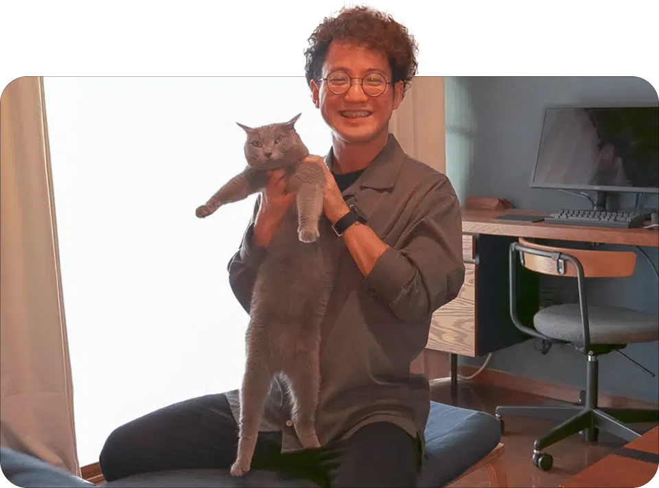 Akira HIRATA